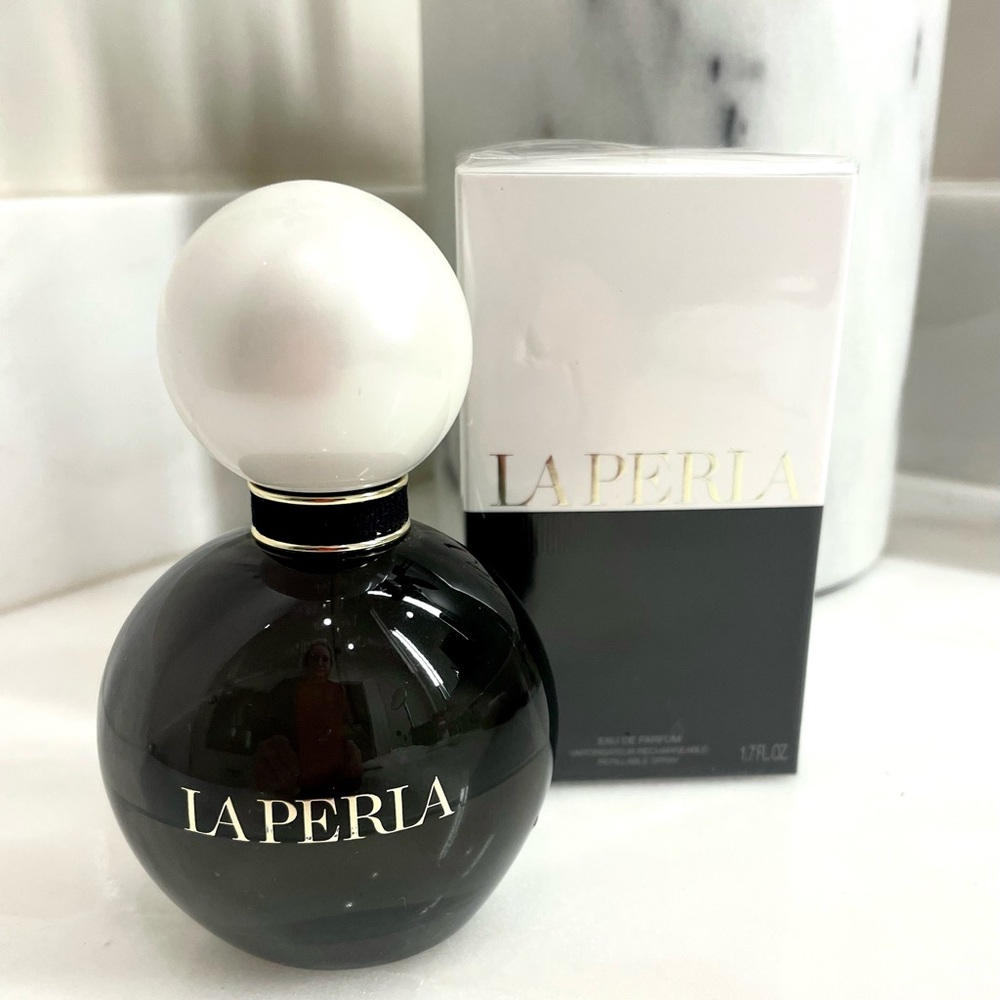 La Perla Signature eau de parfum 1.7 oz. Sealed.